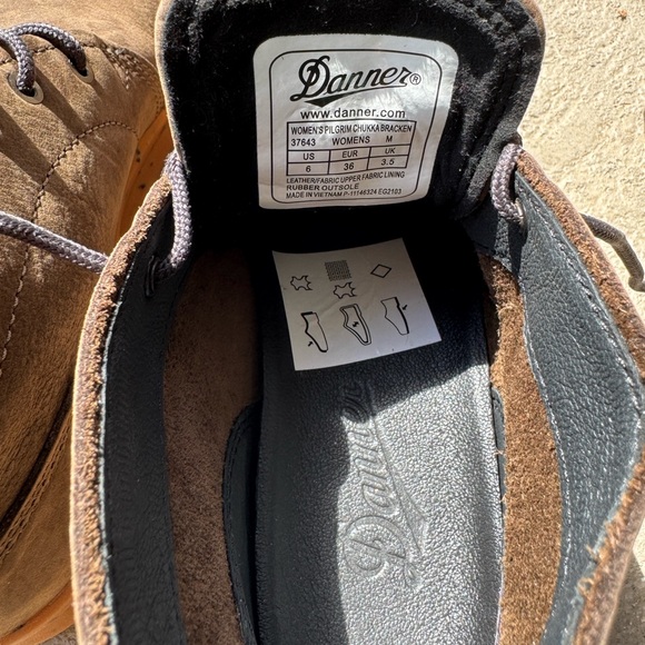 Danner Women's Pilgrim Chukka Bracken Shoes - Picture 6 of 6